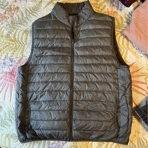 mens down puffer vest xl